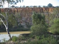 Lindsay Is.NP, Kulkurna cliffs